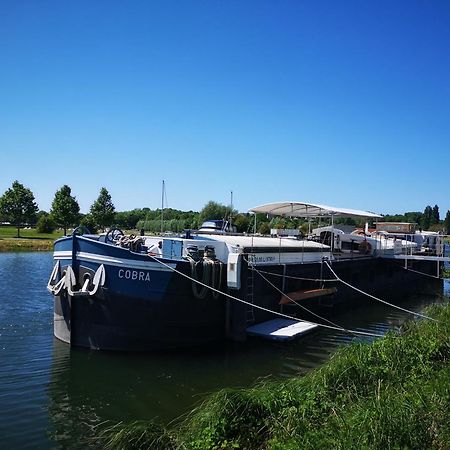 Odyssee Gite Sur Peniche Saint-Valery-sur-Somme Exterior foto