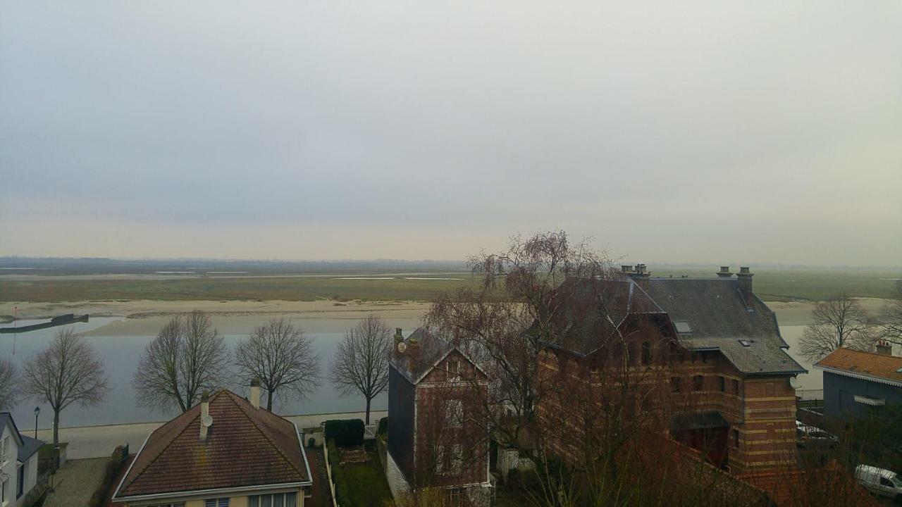 Odyssee Gite Sur Peniche Saint-Valery-sur-Somme Exterior foto