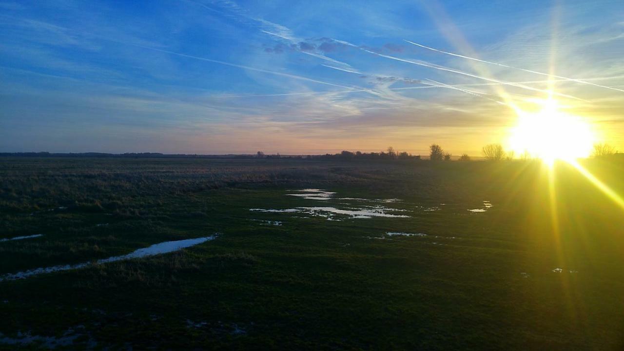 Odyssee Gite Sur Peniche Saint-Valery-sur-Somme Exterior foto
